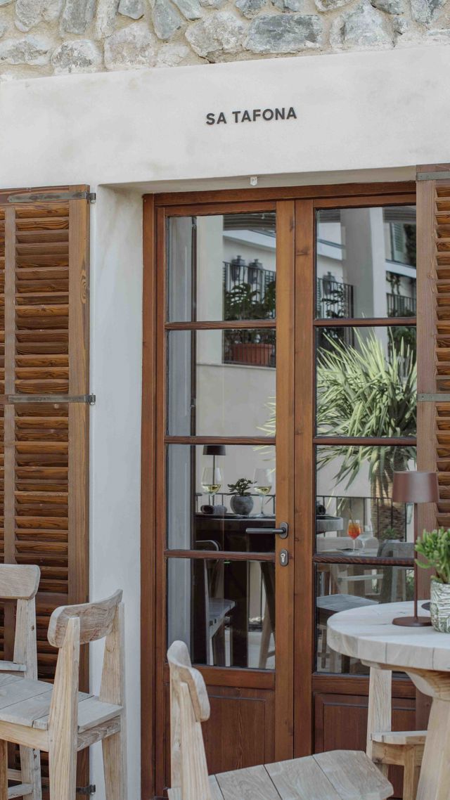 Outdoor terrace at Sa Tafona
