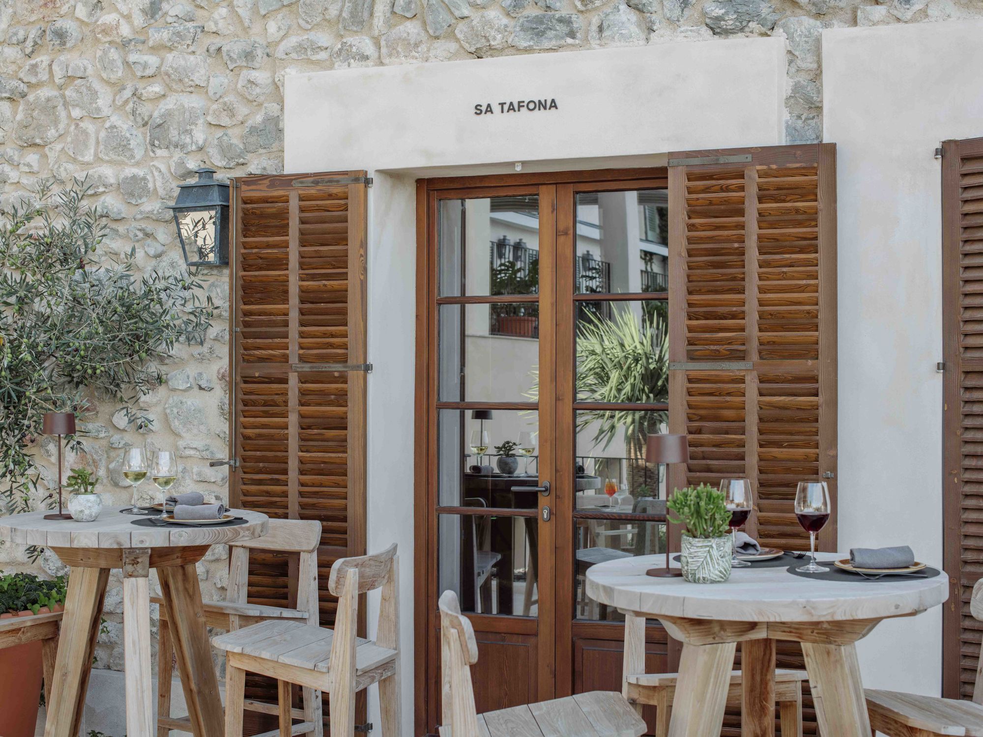 Outdoor terrace at Sa Tafona